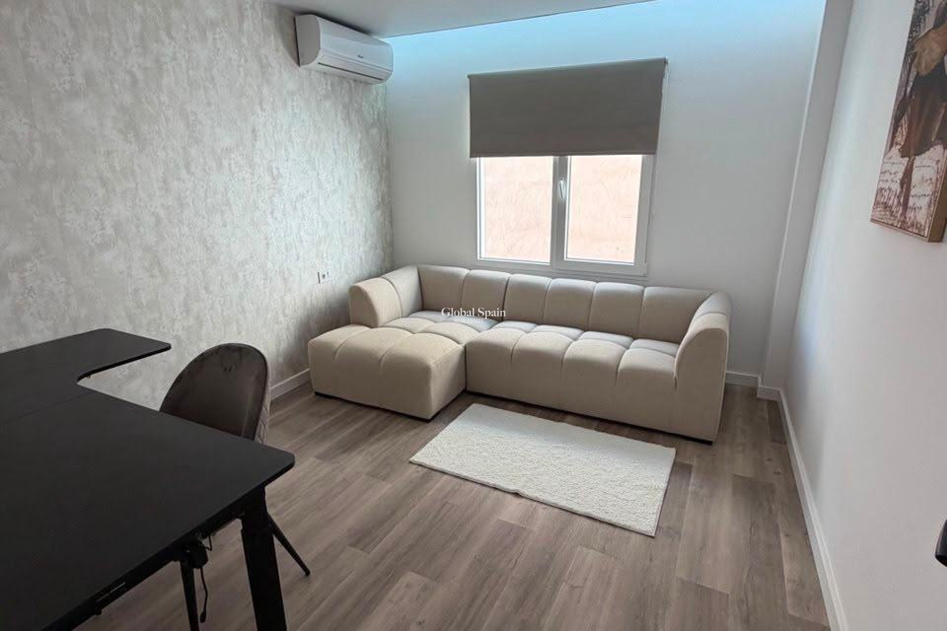 Venta - APARTAMENTO -
TORREVIEJA - Center