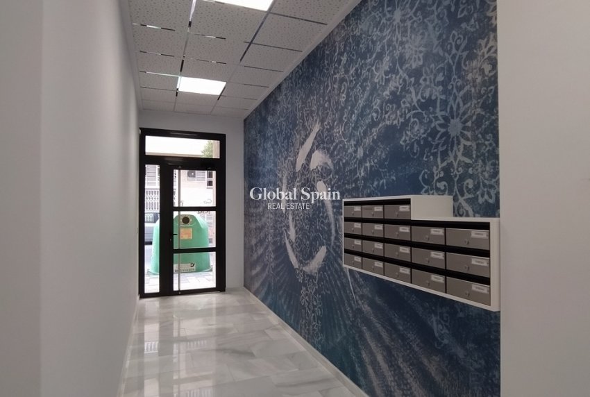 Venta - APARTAMENTO -
TORREVIEJA - CENTRE PLAYA DEL CURA LAS PISCINAS