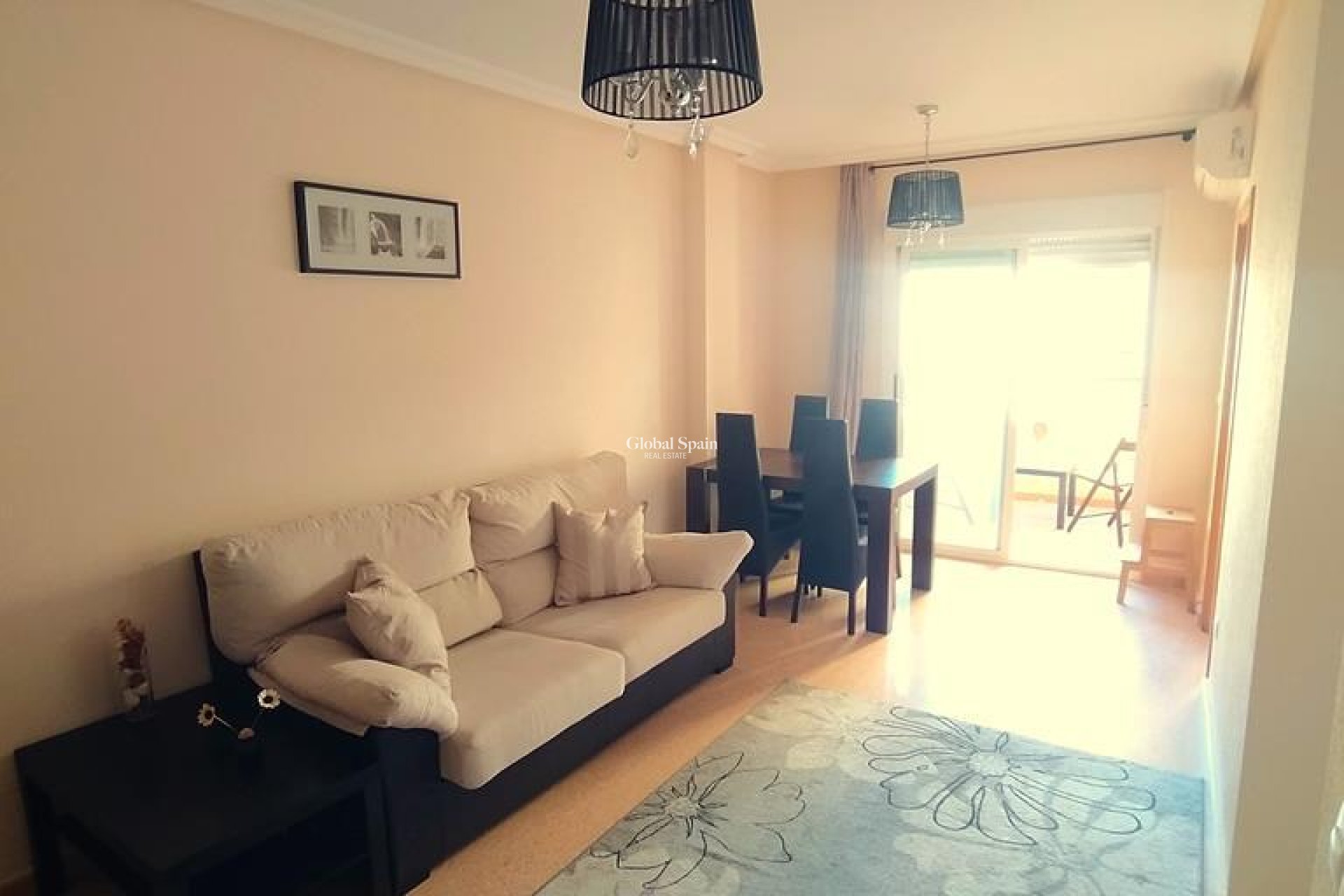 Venta - APARTAMENTO -
TORREVIEJA - CENTRO CASCO URBANO