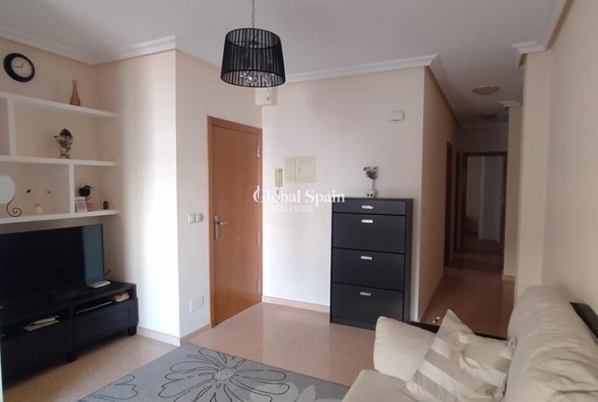 Venta - APARTAMENTO -
TORREVIEJA - CENTRO CASCO URBANO