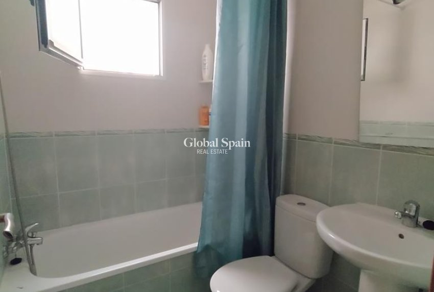 Venta - APARTAMENTO -
TORREVIEJA - CENTRO CASCO URBANO