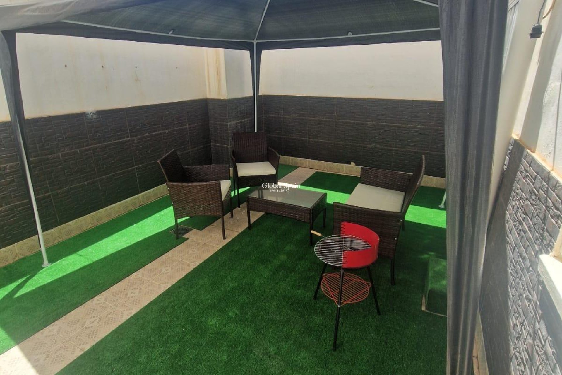 Venta - APARTAMENTO -
TORREVIEJA - Centro - Muelle Pesquero