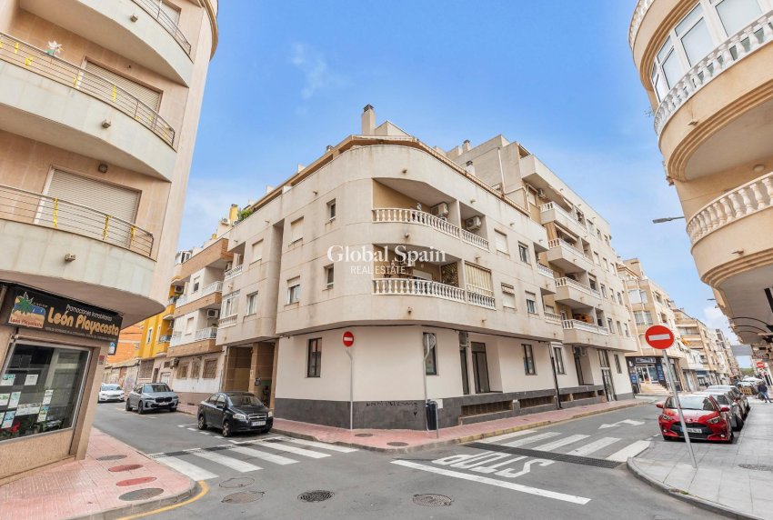 Venta - APARTAMENTO -
TORREVIEJA - Centro - Muelle Pesquero