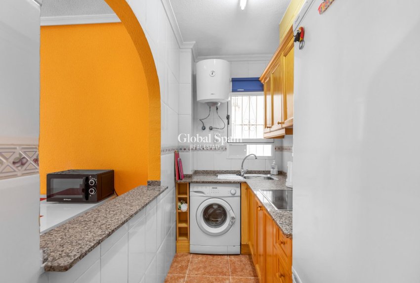Venta - APARTAMENTO -
TORREVIEJA - Centro - Muelle Pesquero