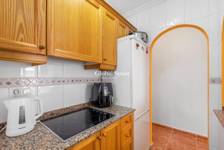 Venta - APARTAMENTO -
TORREVIEJA - Centro - Muelle Pesquero