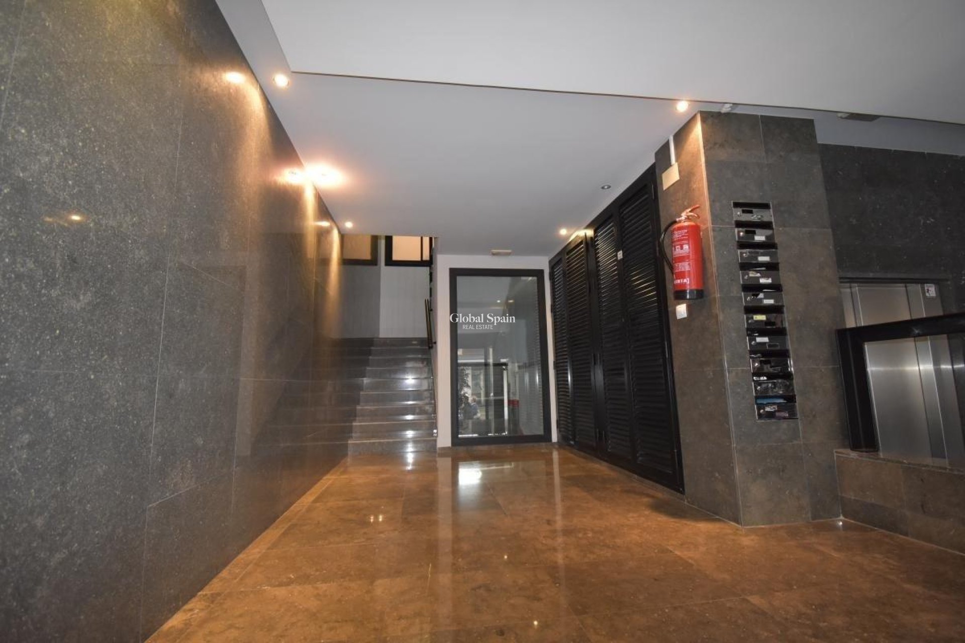 Venta - APARTAMENTO -
TORREVIEJA - Centro - Muelle Pesquero