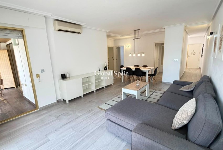 Venta - APARTAMENTO -
TORREVIEJA - Centro - Muelle Pesquero