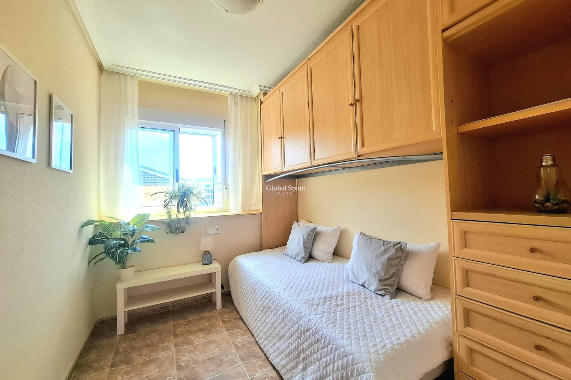 Venta - Apartamento -
TORREVIEJA - Centro