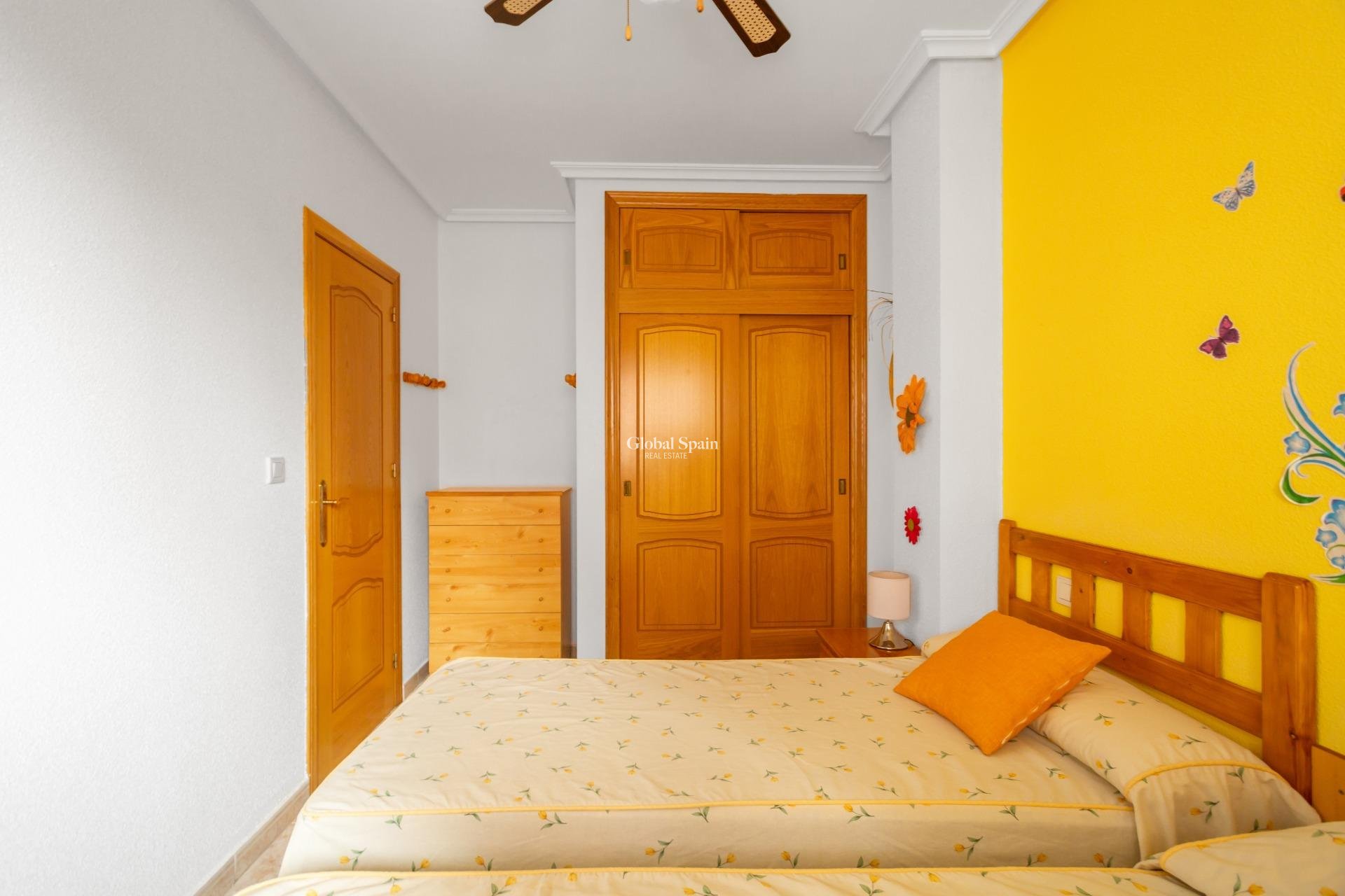 Venta - Apartamento -
TORREVIEJA - Centro