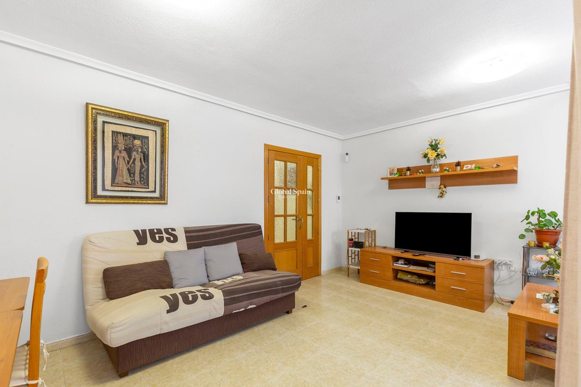 Venta - APARTAMENTO -
TORREVIEJA - Centro