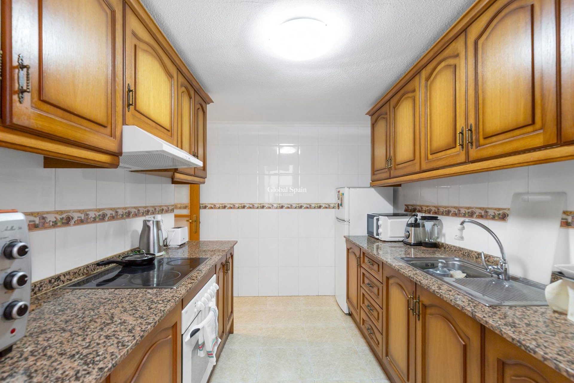 Venta - APARTAMENTO -
TORREVIEJA - Centro