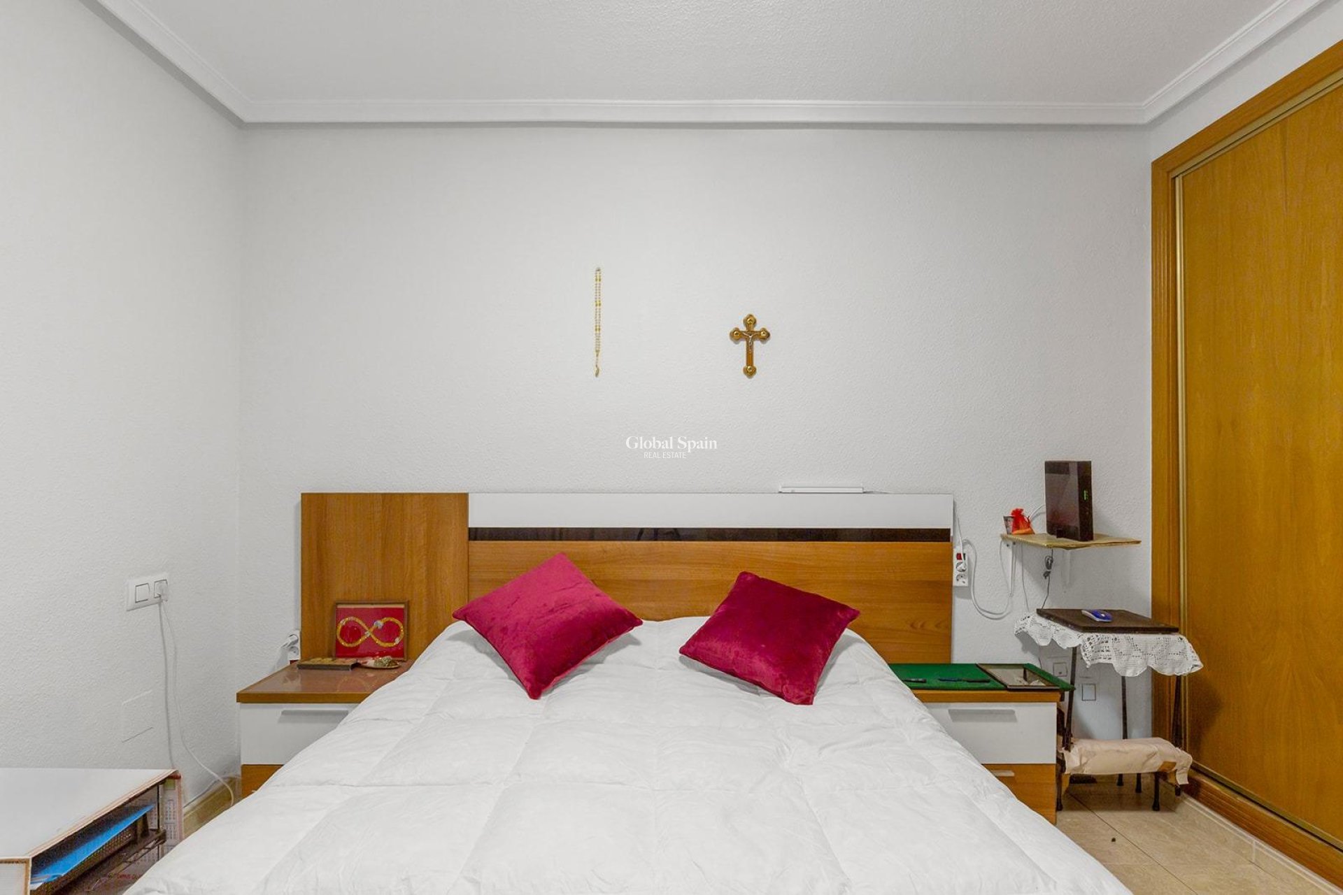 Venta - APARTAMENTO -
TORREVIEJA - Centro