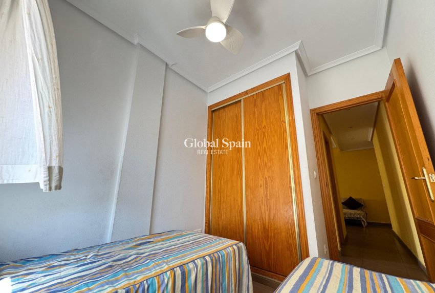 Venta - Apartamento -
TORREVIEJA - Centro