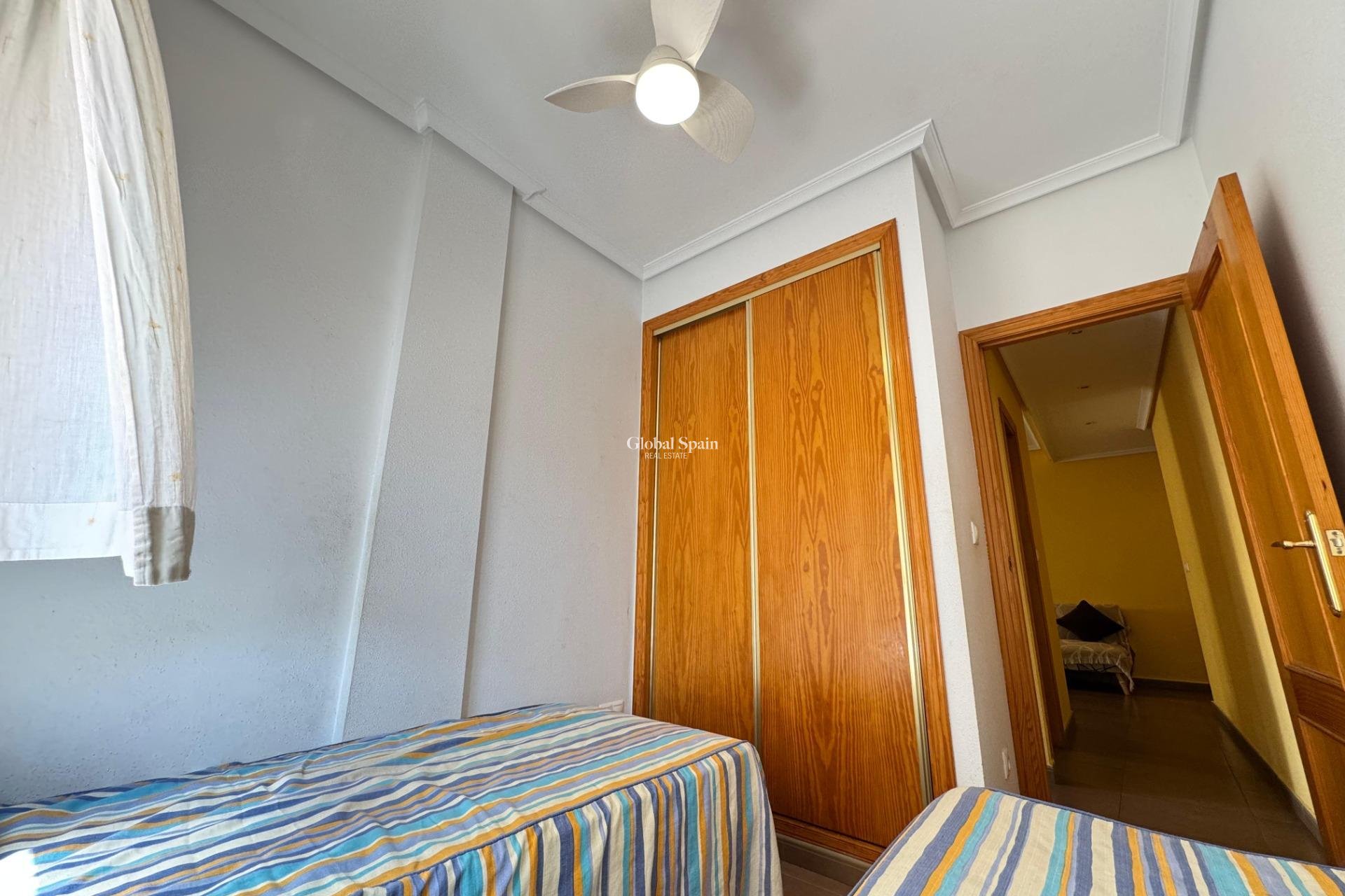 Venta - Apartamento -
TORREVIEJA - Centro