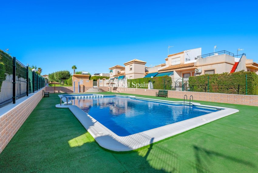 Venta - APARTAMENTO -
TORREVIEJA - Costa Blanca South