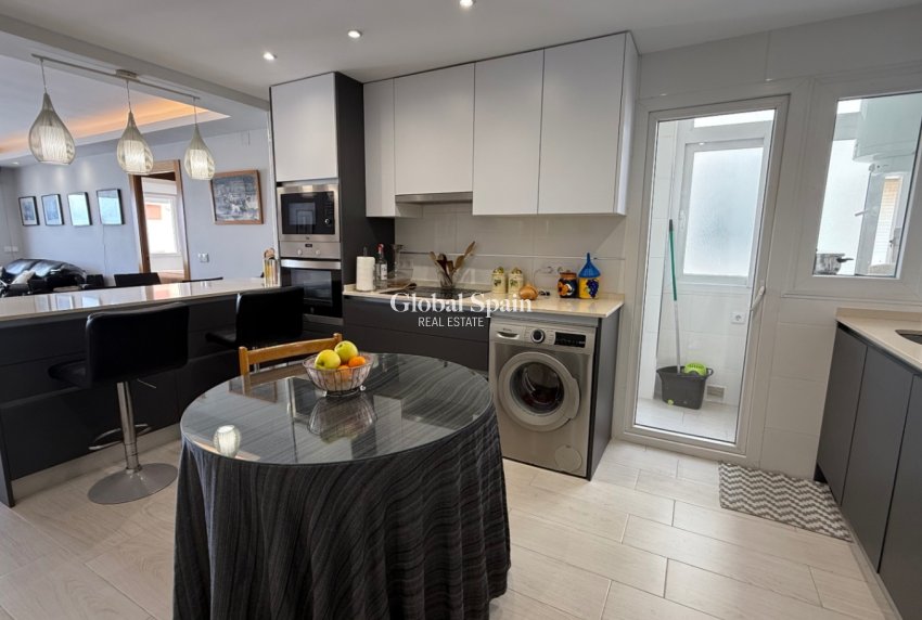 Venta - Apartamento -
TORREVIEJA - Costa Blanca Sur