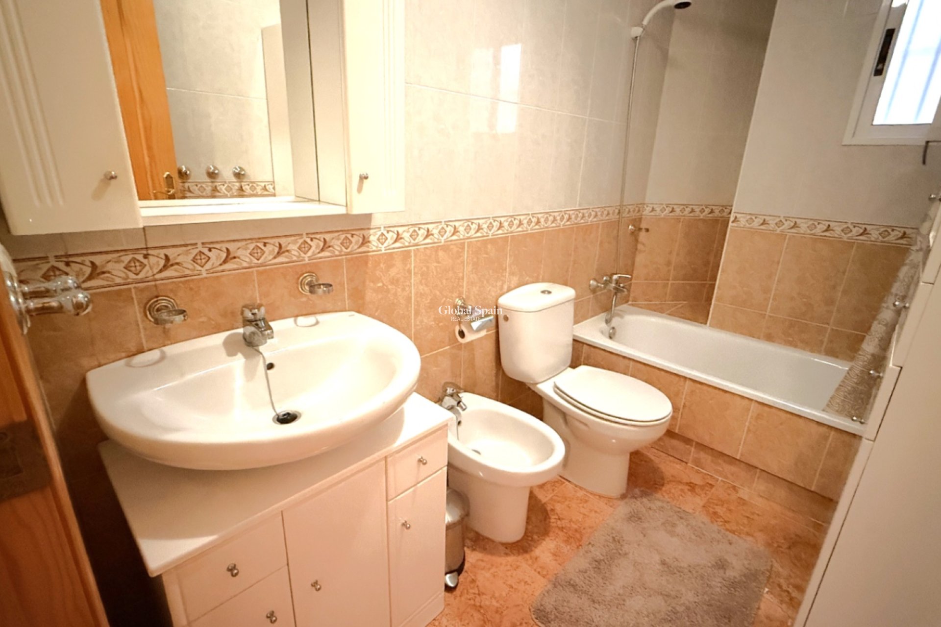 Venta - Apartamento -
TORREVIEJA - Costa Blanca Sur