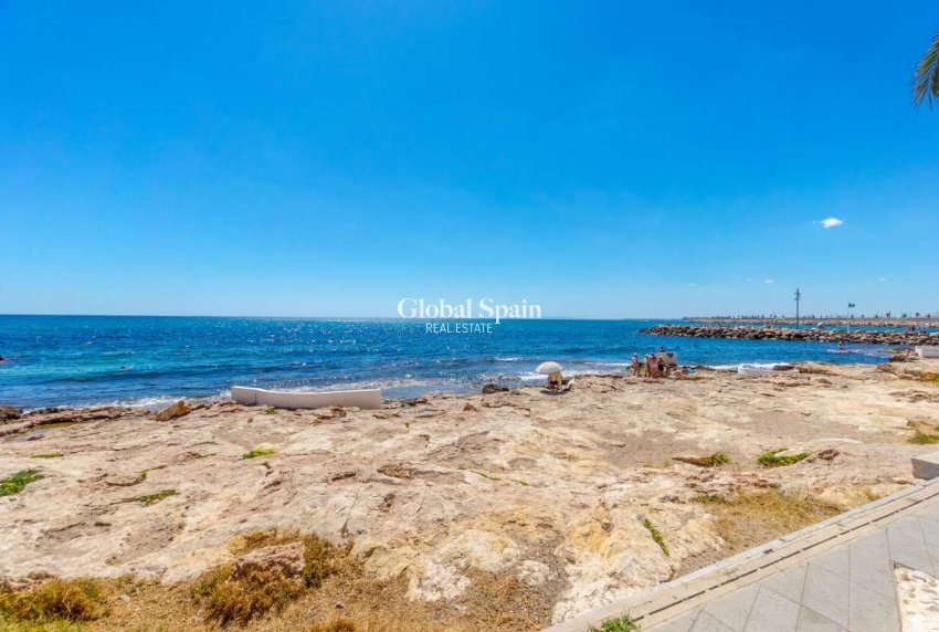 Venta - APARTAMENTO -
TORREVIEJA - Costa Blanca