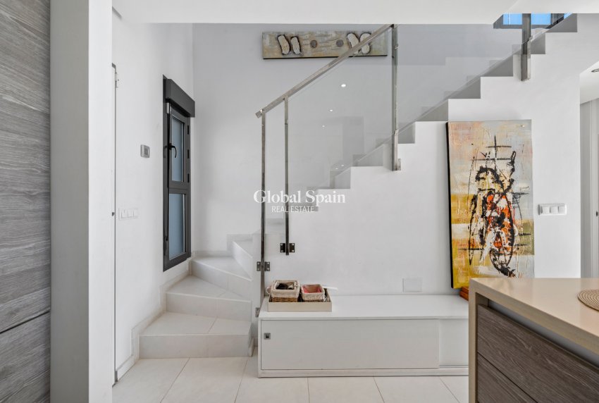 Venta - APARTAMENTO -
TORREVIEJA - Costa Blanca