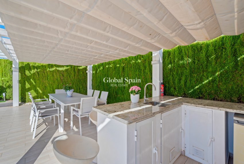 Venta - APARTAMENTO -
TORREVIEJA - Costa Blanca