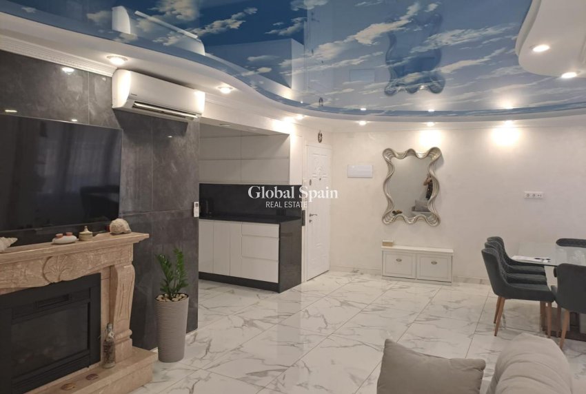 Venta - APARTAMENTO -
TORREVIEJA - Costa Blanca