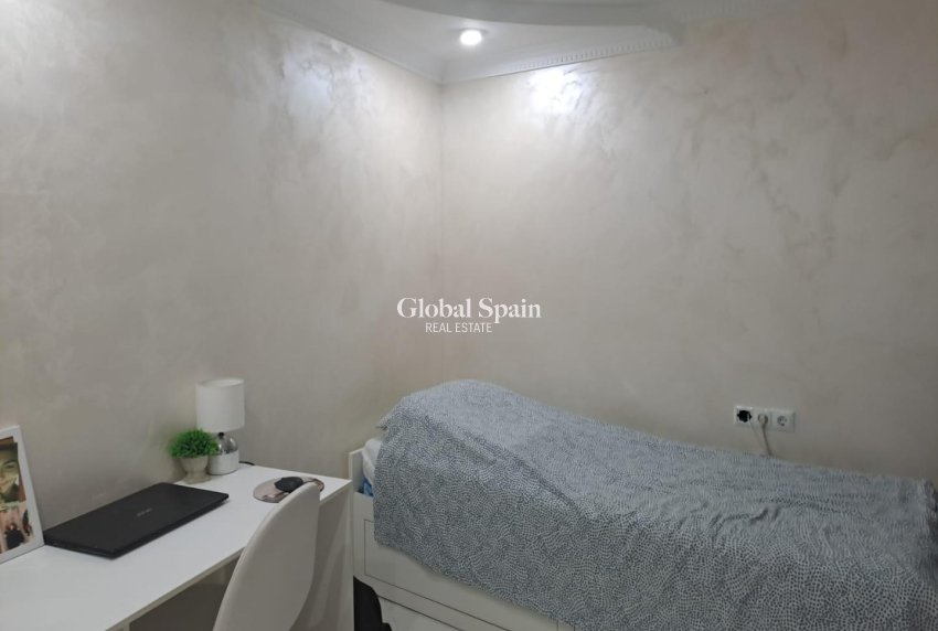 Venta - APARTAMENTO -
TORREVIEJA - Costa Blanca