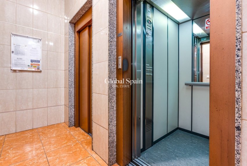 Venta - APARTAMENTO -
TORREVIEJA - Costa Blanca