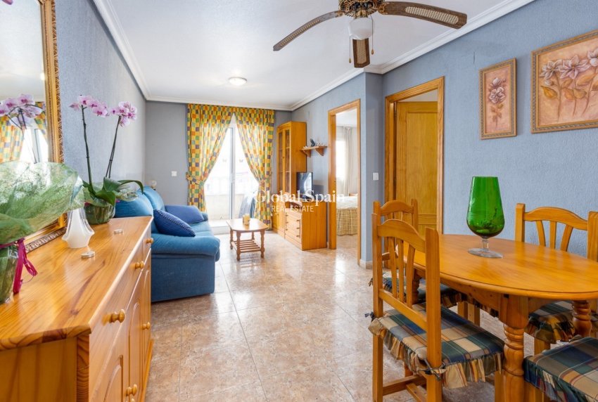 Venta - APARTAMENTO -
TORREVIEJA - Costa Blanca