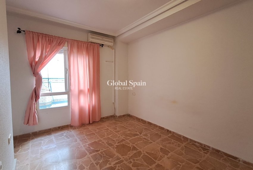 Venta - APARTAMENTO -
TORREVIEJA - Costa Blanca