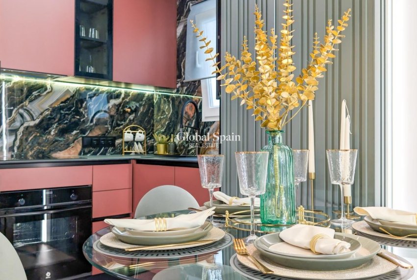 Venta - APARTAMENTO -
TORREVIEJA - Costa Blanca