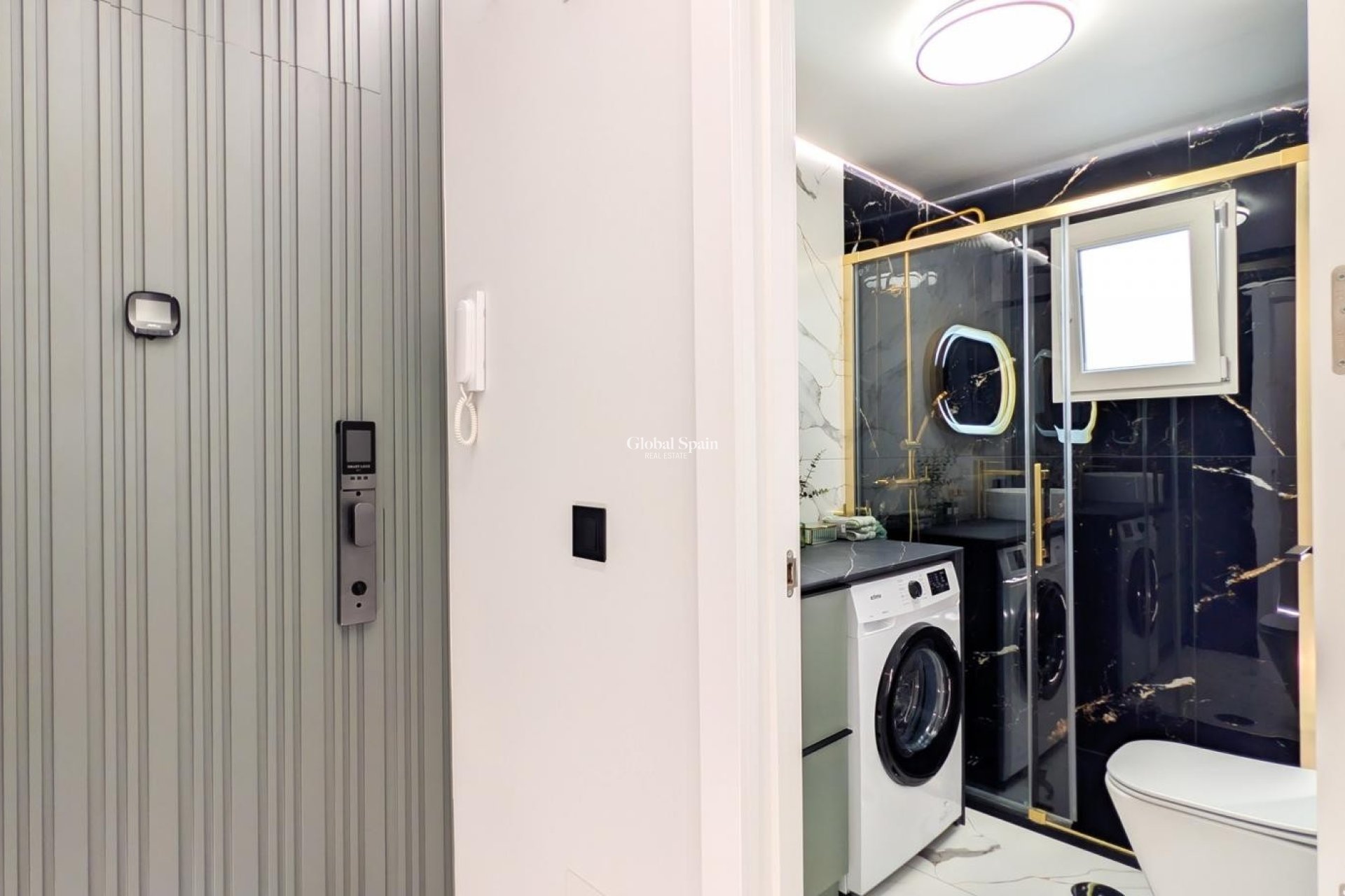 Venta - APARTAMENTO -
TORREVIEJA - Costa Blanca