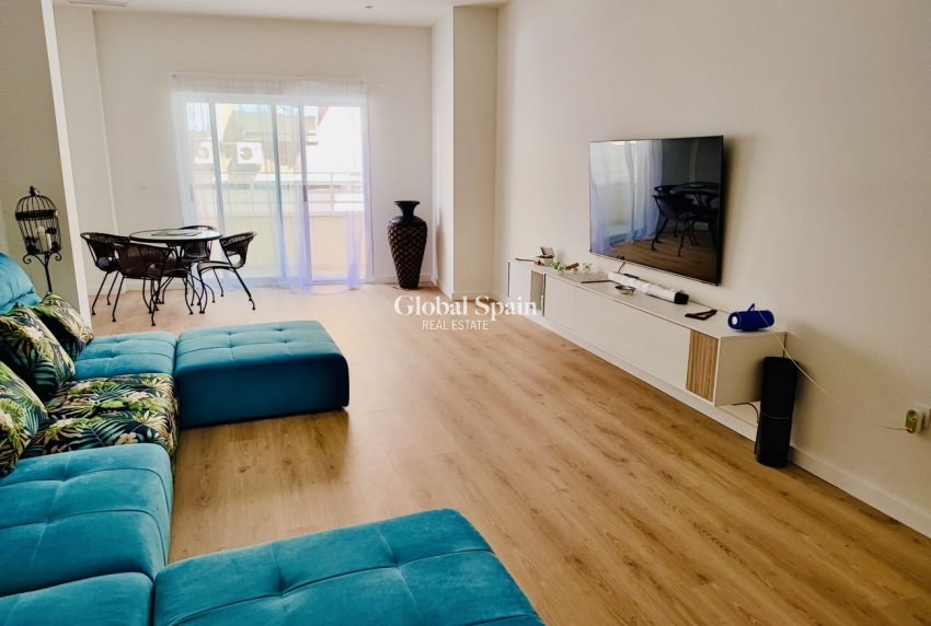 Venta - APARTAMENTO -
TORREVIEJA - Costa Blanca