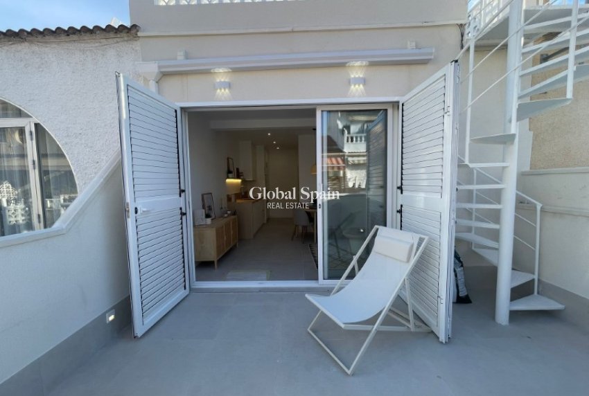 Venta - APARTAMENTO -
TORREVIEJA - Costa Blanca