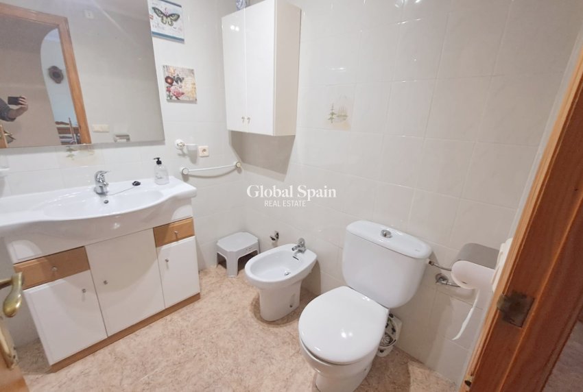 Venta - APARTAMENTO -
TORREVIEJA - Costa Blanca