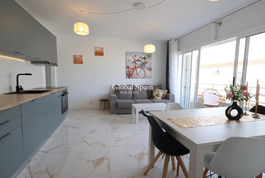 Venta - APARTAMENTO -
TORREVIEJA - Costa Blanca
