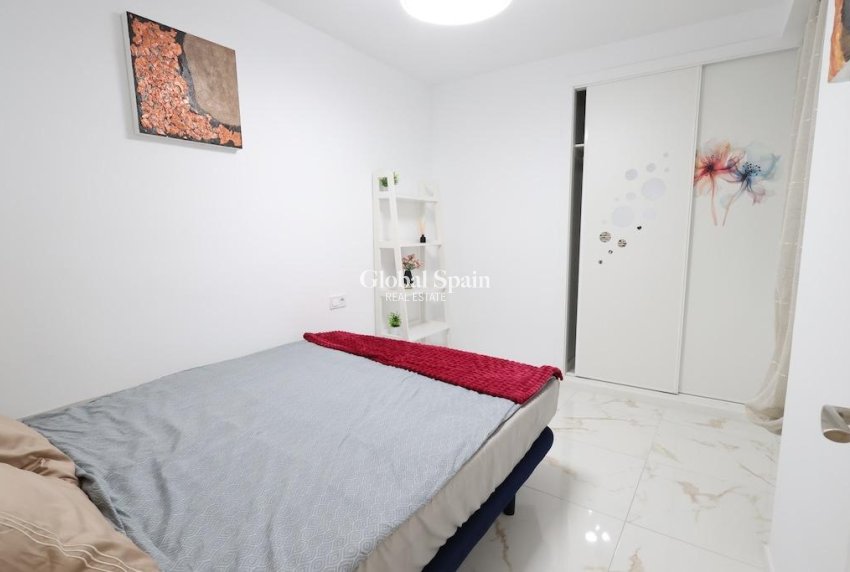Venta - APARTAMENTO -
TORREVIEJA - Costa Blanca