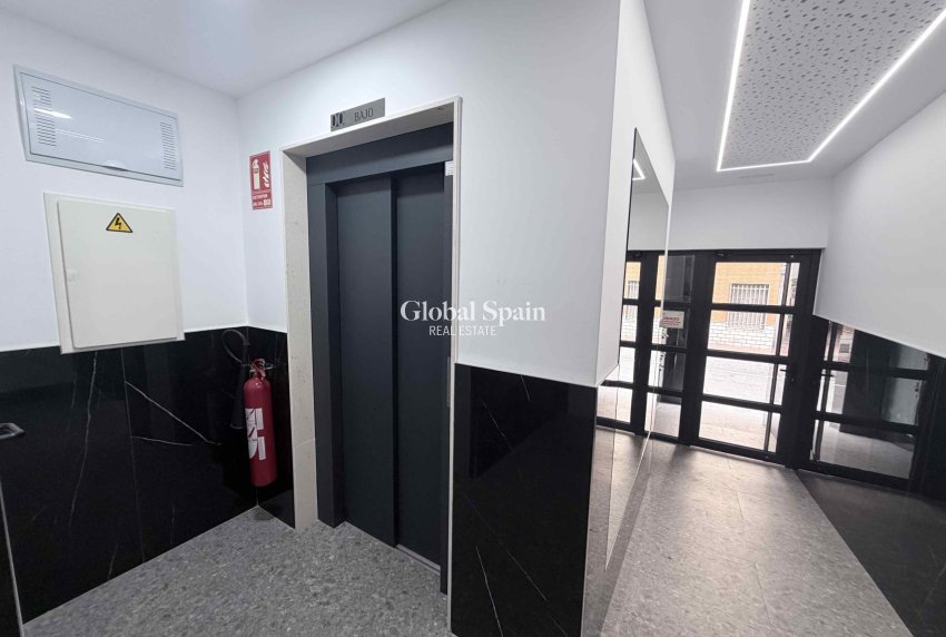 Venta - APARTAMENTO -
TORREVIEJA - Costa Blanca