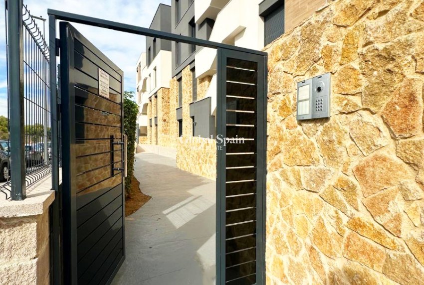 Venta - APARTAMENTO -
TORREVIEJA - Costa Blanca