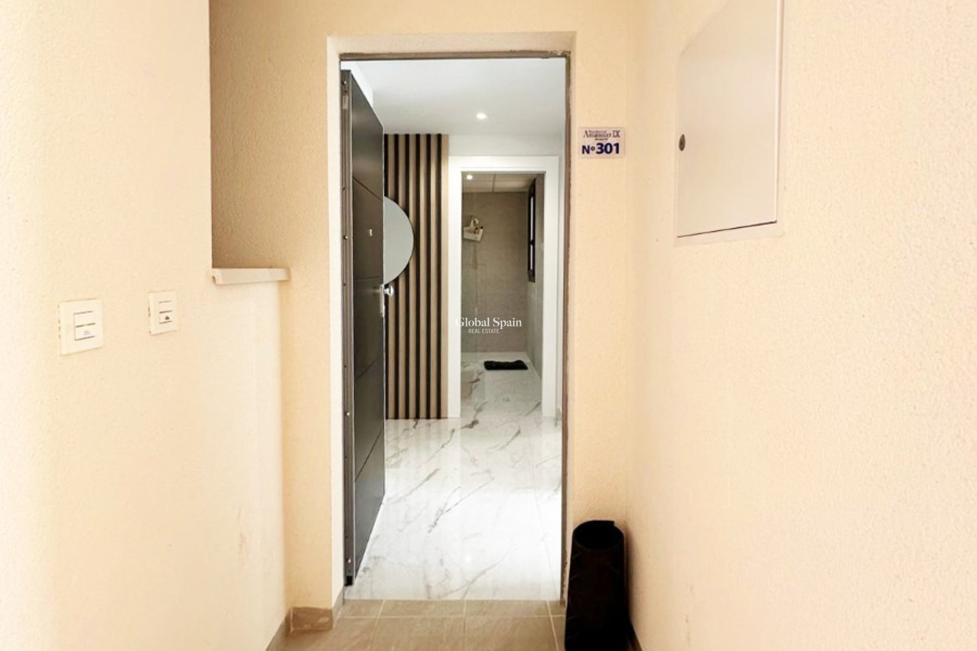 Venta - APARTAMENTO -
TORREVIEJA - Costa Blanca