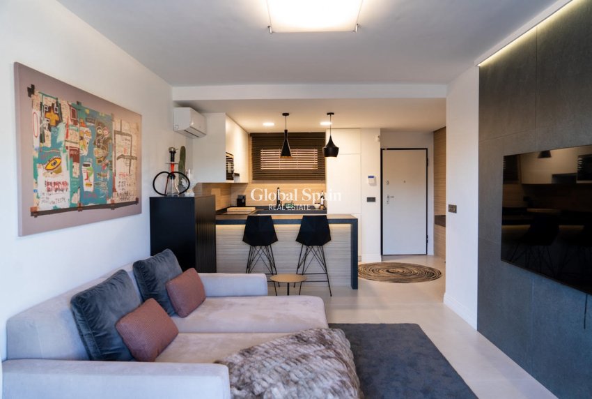 Venta - APARTAMENTO -
TORREVIEJA - Costa Blanca