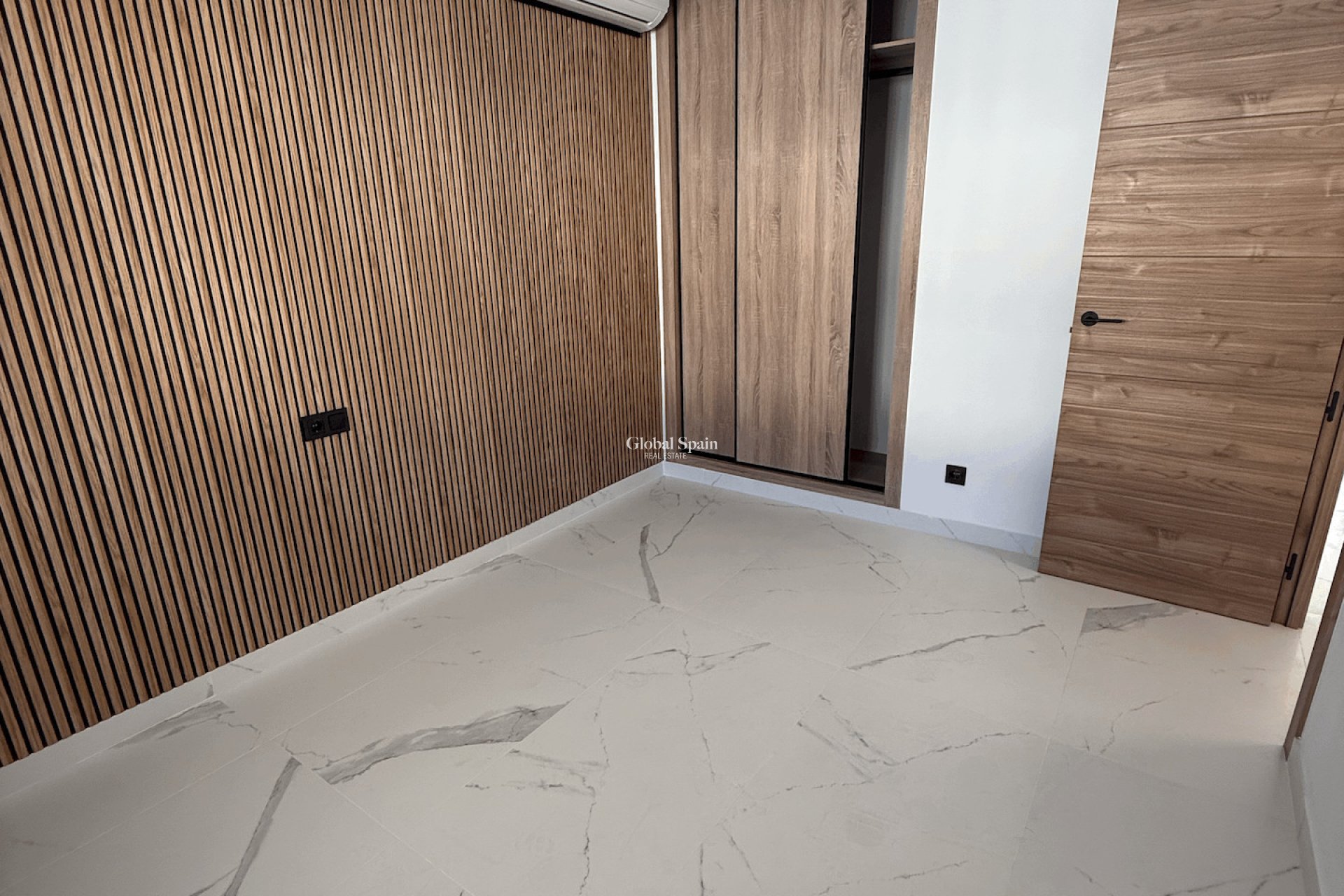 Venta - APARTAMENTO -
TORREVIEJA - Costa Blanca