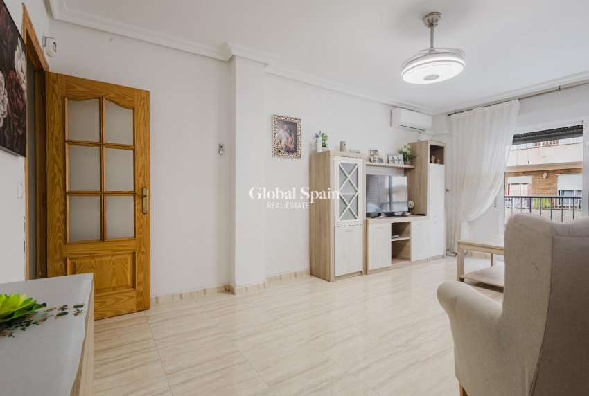 Venta - APARTAMENTO -
TORREVIEJA - Costa Blanca
