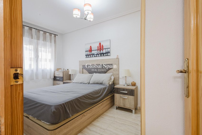 Venta - APARTAMENTO -
TORREVIEJA - Costa Blanca