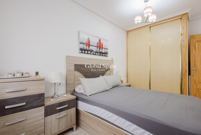 Venta - APARTAMENTO -
TORREVIEJA - Costa Blanca