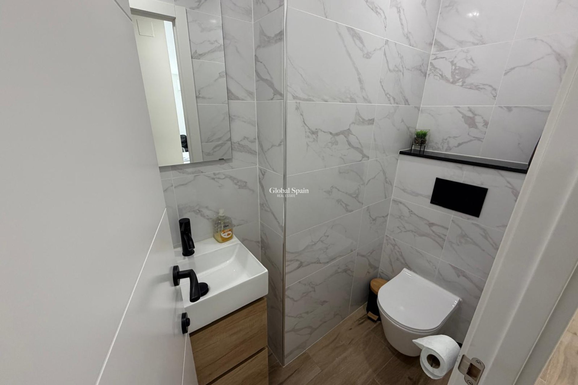 Venta - APARTAMENTO -
TORREVIEJA - Costa Blanca