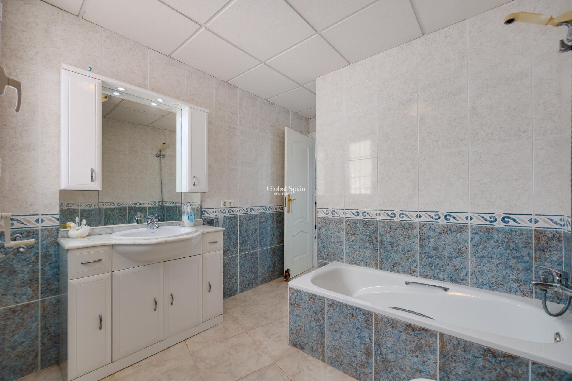 Venta - APARTAMENTO -
TORREVIEJA - Costa Blanca