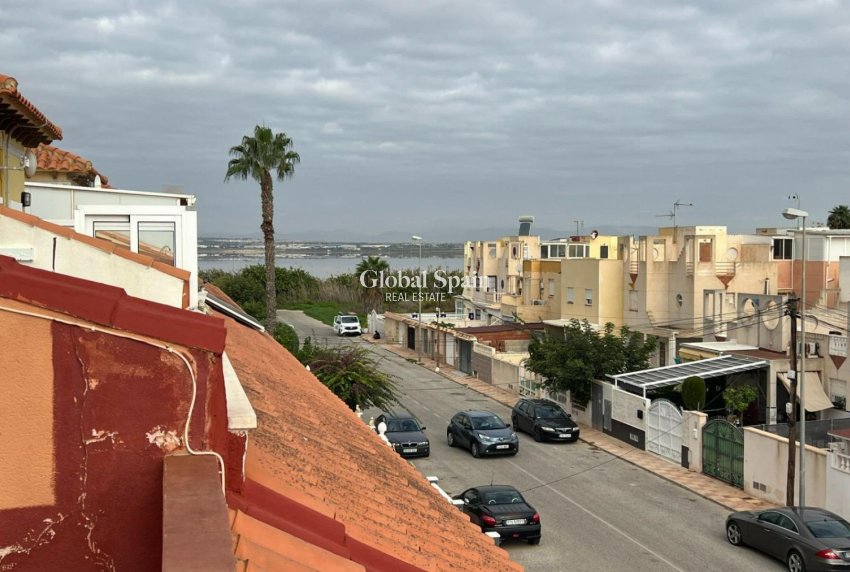 Venta - APARTAMENTO -
TORREVIEJA - Costa Blanca