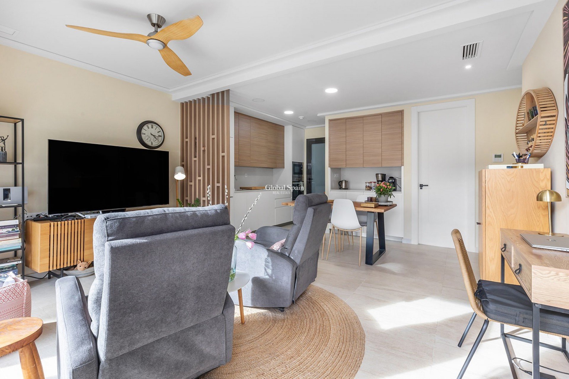 Venta - APARTAMENTO -
TORREVIEJA - Costa Blanca