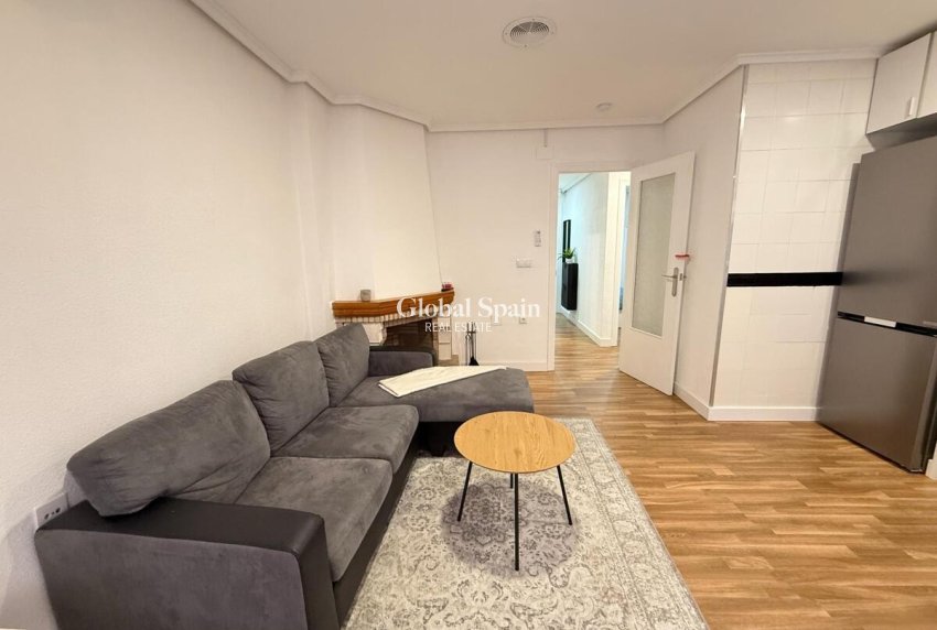 Venta - APARTAMENTO -
TORREVIEJA - Costa Blanca