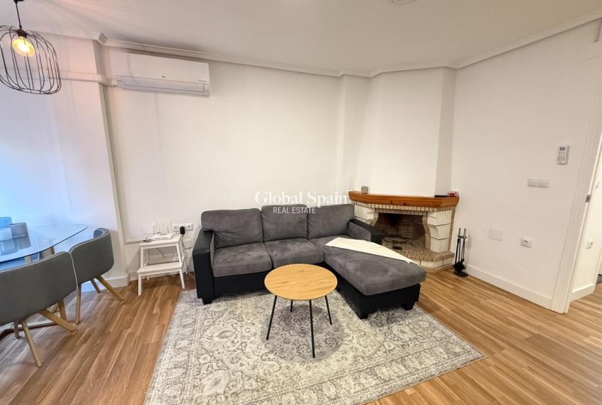 Venta - APARTAMENTO -
TORREVIEJA - Costa Blanca